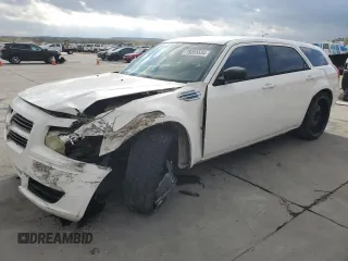 2008 Dodge Magnum with VIN 2D4FV47T88H130671, listed as a Copart auction lot 78085534 with 289,471 mi miles and Salvage Title. Bid and sale history available at carsss.com. Image 1.