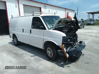 2011 Chevrolet Express Cargo z VIN 1GCWGFBA7B1100172, wystawiony jako IAAI lot #36996821 z przebiegiem Nie podano mil oraz . Historia ofert i sprzedaży dostępna na DreamBid. Obrazek 1.