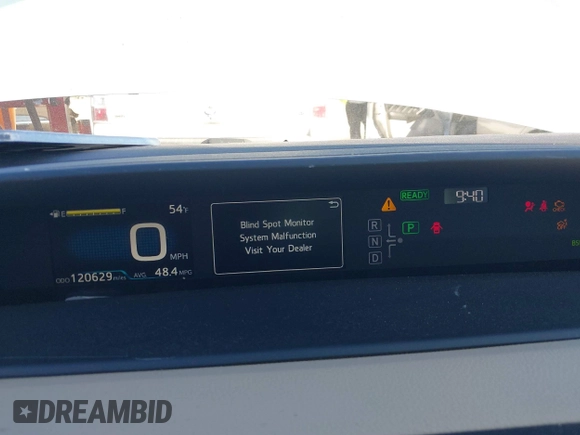 2018 Toyota Prius Two with VIN JTDKBRFU3J3581527, listed as a IAAI auction lot 41304839 with 120,629 mi miles. Bid and sale history available at carsss.com. Image 7.