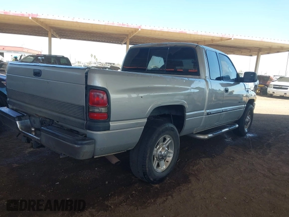 2000 Dodge Ram 2500 with VIN 3B7KC23Z0YG115131, listed as a IAAI auction lot 41993813 with 162,538 mi miles. Bid and sale history available at carsss.com. Image 4.
