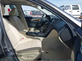 2015 Infiniti Q50 Premium with VIN JN1BV7AP8FM331055, listed as a IAAI auction lot 41828967 with 110,683 mi miles. Bid and sale history available at carsss.com. Image 5.