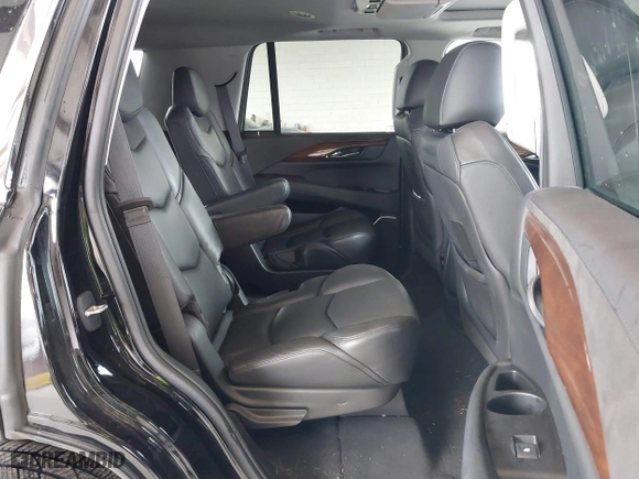 2019 Cadillac Escalade Premium Luxury with VIN 1GYS4CKJ7KR339349, listed as a IAAI auction lot 41706596 with 83,826 mi miles. Bid and sale history available at carsss.com. Image 8.