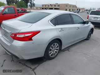2016 Nissan Altima 2.5 SL with VIN 1N4AL3AP7GC245630, listed as a IAAI auction lot 42081121 with 265,492 mi miles. Bid and sale history available at carsss.com. Image 4.