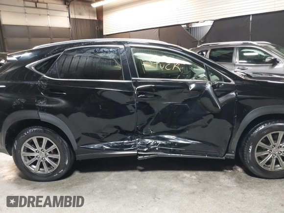 2017 Lexus NX 200t с VIN JTJBARBZ6H2123918, выставлен на аукционе IAAI как лот 42235686 с пробегом 105 926 миль миль и . История ставок и продаж доступна на DreamBid. Изображение 18.