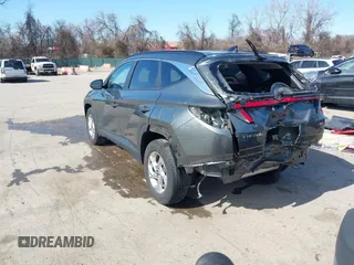 2023 Hyundai Tucson SEL z VIN 5NMJBCAE5PH237670, wystawiony jako IAAI lot #41747912 z przebiegiem 21 607 mil mil oraz . Historia ofert i sprzedaży dostępna na DreamBid. Obrazek 3.