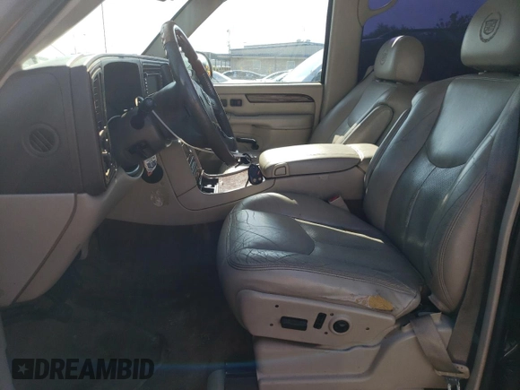 2003 Cadillac Escalade EXT z VIN 3GYEK63N03G339488, wystawiony jako Copart lot #54622395 z przebiegiem 234 427 mil mil oraz Tytuł czysty. Historia ofert i sprzedaży dostępna na DreamBid. Obrazek 7.