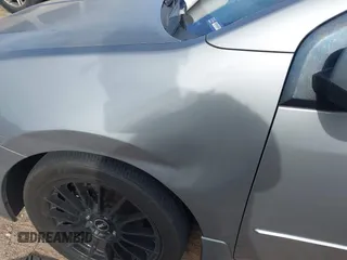 2008 Nissan Sentra 2.0 z VIN 3N1AB61E38L747167, wystawiony jako IAAI lot #41936830 z przebiegiem 274 021 mil mil oraz . Historia ofert i sprzedaży dostępna na DreamBid. Obrazek 12.