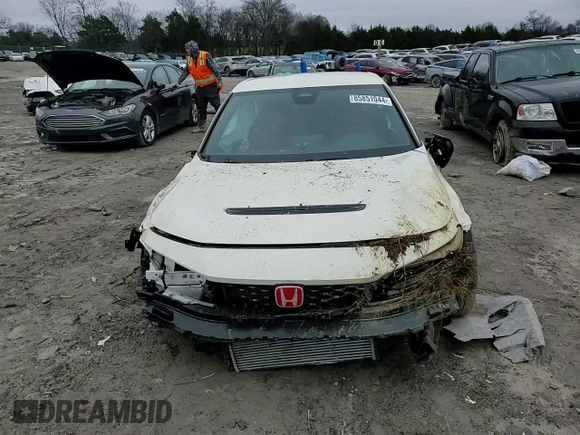 2024 Honda Civic Type R z VIN JHMFL5G46RX002748, wystawiony jako Copart lot #85851044 z przebiegiem 15 766 mil mil oraz Nie do naprawy • Non repairable. Historia ofert i sprzedaży dostępna na DreamBid. Obrazek 11.
