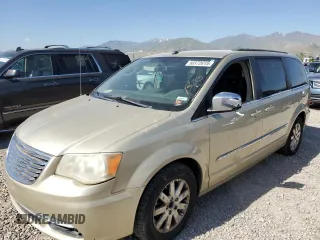 2011 Chrysler Town & Country Touring L z VIN 2A4RR8DG2BR607233, wystawiony jako Copart lot #58372615 z przebiegiem Nie podano mil oraz Tytuł czysty. Historia ofert i sprzedaży dostępna na DreamBid. Obrazek 1.