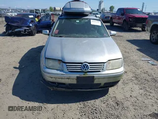 2003 Volkswagen Jetta с VIN WVWSP61J73W297901, выставлен на аукционе IAAI как лот 42101143 с пробегом Не указан миль и . История ставок и продаж доступна на DreamBid. Изображение 6.