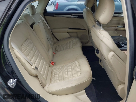 2016 Ford Fusion SE with VIN 3FA6P0H76GR254125, listed as a IAAI auction lot 42522625 with 276,982 mi miles and . Bid and sale history available at DreamBid. Image 8.