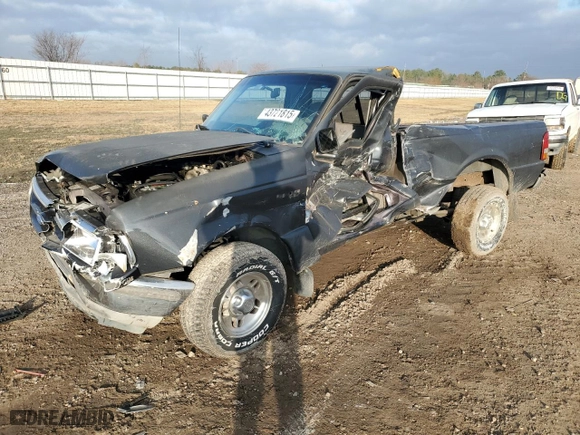 1995 Ford Ranger Splash with VIN 1FTCR10A4SPA56258, listed as a Copart auction lot 43721815 with 189,300 mi miles and Salvage Title. Bid and sale history available at carsss.com. Image 1.