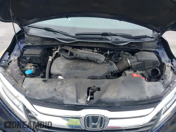 2018 Honda Odyssey Touring with VIN 5FNRL6H85JB001501, listed as a IAAI auction lot 41911497 with 92,407 mi miles. Bid and sale history available at carsss.com. Image 10.