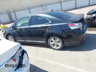 2010 Lexus HS 250h z VIN JTHBB1BA3A2009245, wystawiony jako IAAI lot #42429788 z przebiegiem 206 690 mil mil oraz . Historia ofert i sprzedaży dostępna na DreamBid. Obrazek 14.