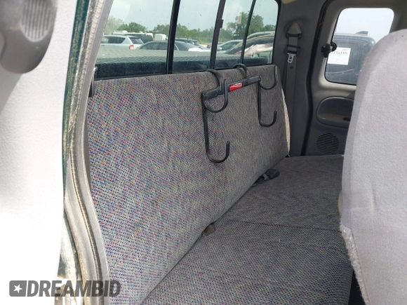 1998 Dodge 1500 with VIN 3B7HC13Y1WG162001, listed as a IAAI auction lot 42152950 with 189,274 mi miles and . Bid and sale history available at DreamBid. Image 8.