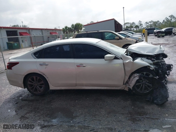 2018 Nissan Altima 2.5 SV with VIN 1N4AL3AP6JC222394, listed as a IAAI auction lot 41769208 with 66,691 mi miles. Bid and sale history available at carsss.com. Image 12.