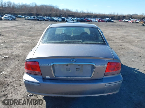 2005 Hyundai Sonata GLS with VIN KMHWF35H35A119750, listed as a IAAI auction lot 41687575 with 146,419 mi miles. Bid and sale history available at carsss.com. Image 16.