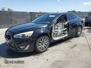 2014 Kia Cadenza Limited with VIN KNALN4D74E5129671, listed as a Copart auction lot 52555945 with 201,705 mi miles and Salvage Title. Bid and sale history available at carsss.com. Image 1.