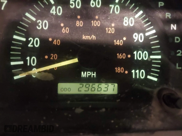 2004 Toyota Tundra SR5 with VIN 5TBDT44104S441271, listed as a IAAI auction lot 41823831 with 296,637 mi miles and . Bid and sale history available at DreamBid. Image 7.