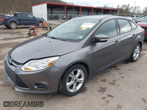 2014 Ford Focus SE with VIN 1FADP3F24EL105899, listed as a IAAI auction lot 41840399 with 90,074 mi miles. Bid and sale history available at carsss.com. Image 18.