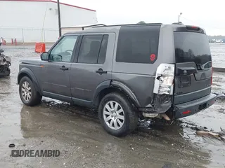 2006 Land Rover LR3 SE with VIN SALAD25466A358134, listed as a IAAI auction lot 41042605 with 237,024 mi miles. Bid and sale history available at carsss.com. Image 3.