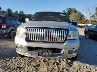 2006 Lincoln Mark LT with VIN 5LTPW18596FJ09465, listed as a Copart auction lot 80743804 with 188,377 mi miles and Clean Title. Bid and sale history available at carsss.com. Image 5.