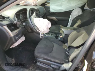 2017 Jeep Cherokee Latitude с VIN 1C4PJMCS9HW660210, выставлен на аукционе Copart как лот 59496495 с пробегом 104 150 миль миль и Списание • Salvage title. История ставок и продаж доступна на DreamBid. Изображение 7.