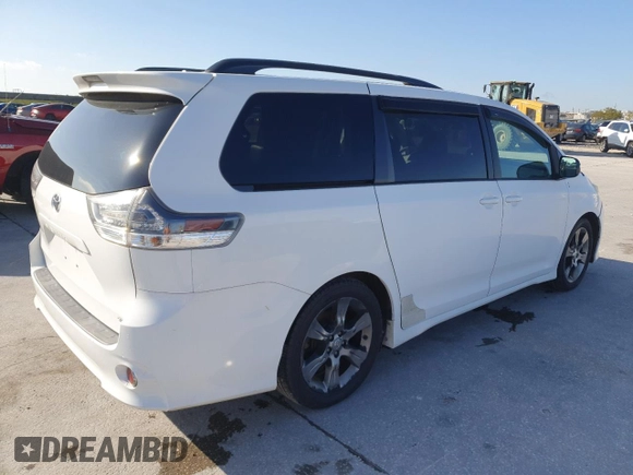 2011 Toyota Sienna SE with VIN 5TDXK3DC8BS099164, listed as a Copart auction lot 50380285 with 212,064 mi miles and Clean Title. Bid and sale history available at carsss.com. Image 3.
