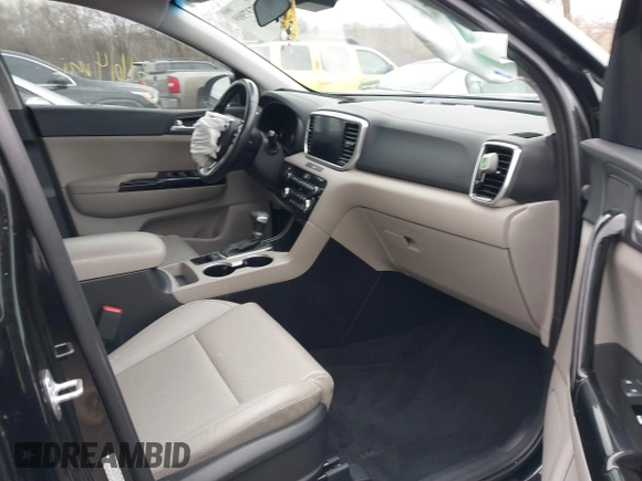 2021 Kia Sportage EX with VIN KNDPN3AC8M7912771, listed as a IAAI auction lot 41737909 with 31,614 mi miles and . Bid and sale history available at DreamBid. Image 5.