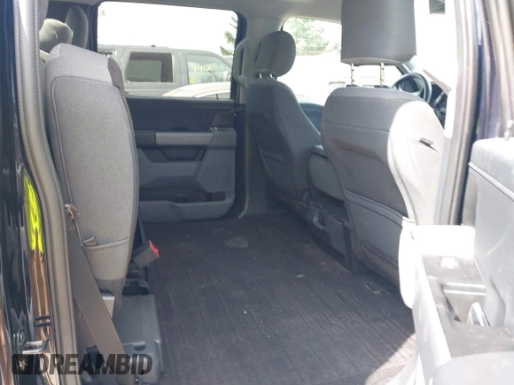 2021 Ford F-150 XL z VIN 1FTFW1E5XMFA57179, wystawiony jako IAAI lot #42561205 z przebiegiem 90 517 mil mil oraz . Historia ofert i sprzedaży dostępna na DreamBid. Obrazek 8.