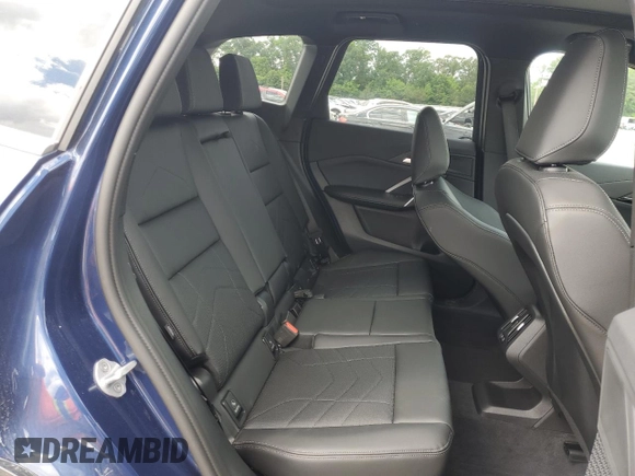 2025 BMW X1 xDrive28i z VIN WBX73EF03S5229226, wystawiony jako Copart lot #55457965 z przebiegiem 2490 mil mil oraz Tytuł czysty. Historia ofert i sprzedaży dostępna na DreamBid. Obrazek 11.