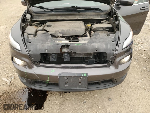 2015 Jeep Cherokee Latitude with VIN 1C4PJMCB5FW788408, listed as a Copart auction lot 53434435 with 225,613 mi miles and Salvage Title. Bid and sale history available at carsss.com. Image 12.