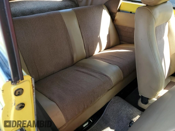 1972 Volkswagen Beetle with VIN 1522691744, listed as a Copart auction lot 61989275 with 56,316 mi miles and Clean title. Bid and sale history available at DreamBid. Image 10.