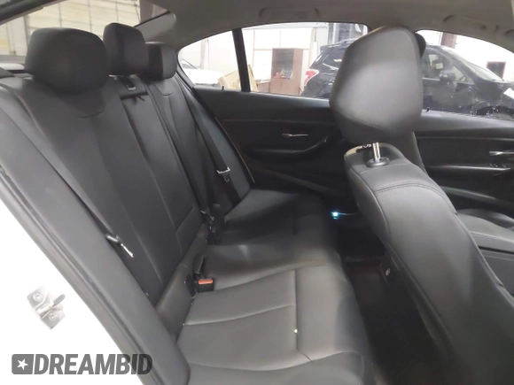 2014 BMW 3 Series 328i with VIN WBA3C1C52EK112194, listed as a IAAI auction lot 41694770 with 139,609 mi miles. Bid and sale history available at carsss.com. Image 8.