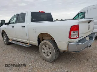 2023 Ram 2500 Big Horn with VIN 3C6UR5DL7PG587769, listed as a IAAI auction lot 41300388 with 33,384 mi miles. Bid and sale history available at carsss.com. Image 3.