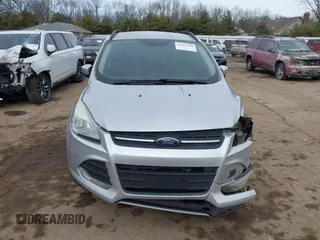2016 Ford Escape SE with VIN 1FMCU9G94GUC06902, listed as a IAAI auction lot 41432640 with 200,575 mi miles. Bid and sale history available at carsss.com. Image 13.