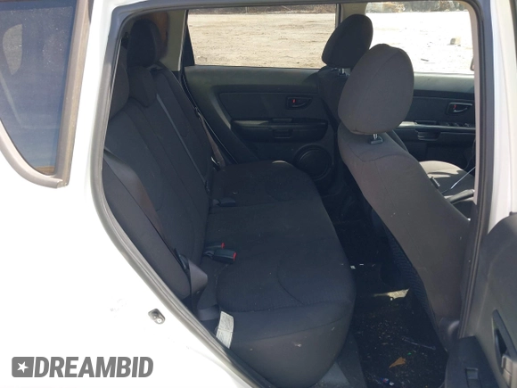 2013 Kia Soul with VIN KNDJT2A55D7538577, listed as a IAAI auction lot 41840154 with 116,548 mi miles. Bid and sale history available at carsss.com. Image 8.