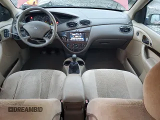 2000 Ford Focus ZTS with VIN 1FAHP3836YW414140, listed as a Copart auction lot 87208414 with 231,602 mi miles and Salvage Title. Bid and sale history available at carsss.com. Image 8.
