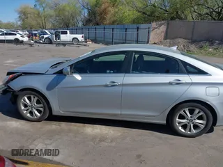 2011 Hyundai Sonata GLS with VIN 5NPEB4AC9BH046707, listed as a IAAI auction lot 42029546 with 176,065 mi miles and . Bid and sale history available at carsss.com. Image 15.