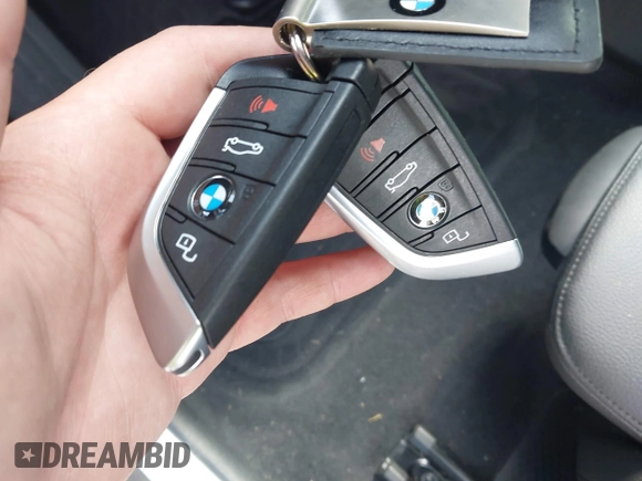 2022 BMW 2 Series 228i z VIN WBA53AK04N7L41428, wystawiony jako IAAI lot #42172779 z przebiegiem 39 241 mil mil oraz . Historia ofert i sprzedaży dostępna na DreamBid. Obrazek 11.