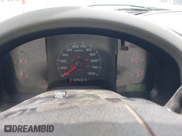 2005 Ford F-150 XL z VIN 1FTRF12W65NA26903, wystawiony jako IAAI lot #42434640 z przebiegiem 56 840 mil mil oraz . Historia ofert i sprzedaży dostępna na DreamBid. Obrazek 7.