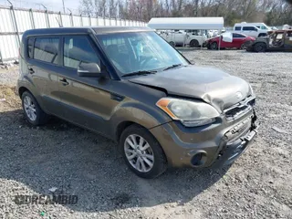 2013 Kia Soul + z VIN KNDJT2A68D7482496, wystawiony jako IAAI lot #41719548 z przebiegiem 230 700 mil mil oraz . Historia ofert i sprzedaży dostępna na DreamBid. Obrazek 1.
