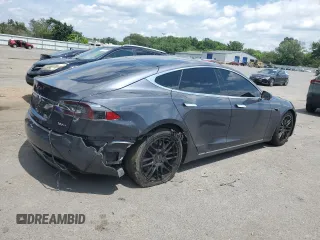 2017 Tesla Model S 100D with VIN 5YJSA1E24HF191280, listed as a Copart auction lot 62598095 with 57,262 mi miles and Clean title. Bid and sale history available at DreamBid. Image 3.