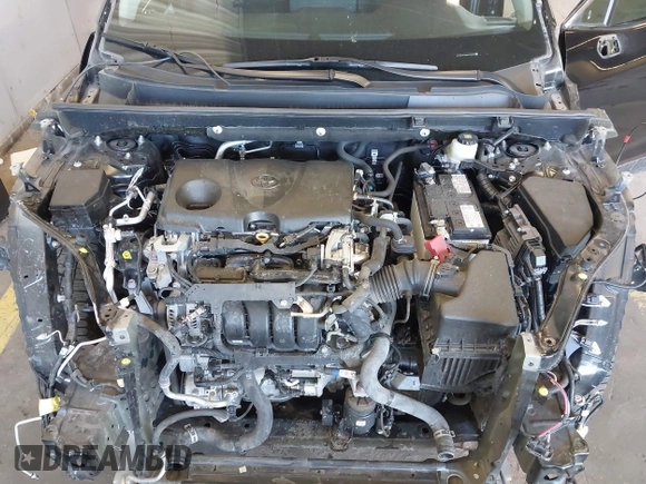 2021 Toyota RAV4 LE z VIN 2T3G1RFV9MC250665, wystawiony jako IAAI lot #42138232 z przebiegiem 40 574 mil mil oraz . Historia ofert i sprzedaży dostępna na DreamBid. Obrazek 10.