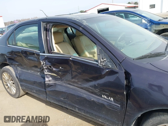 2007 Mercury Milan Premier with VIN 3MEHM08Z27R658907, listed as a IAAI auction lot 41785861 with 246,591 mi miles and . Bid and sale history available at DreamBid. Image 6.