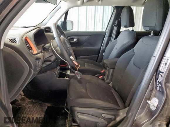 2018 Jeep Renegade Upland z VIN ZACCJBAB3JPH65558, wystawiony jako Copart lot #62900005 z przebiegiem 117 998 mil mil oraz Czysty tytuł • Clean title. Historia ofert i sprzedaży dostępna na DreamBid. Obrazek 7.