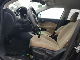 2018 Jeep Compass Sport z VIN 3C4NJCAB8JT255066, wystawiony jako Copart lot #65159805 z przebiegiem 125 125 mil mil oraz Szkoda całkowita • Salvage title. Historia ofert i sprzedaży dostępna na DreamBid. Obrazek 7.