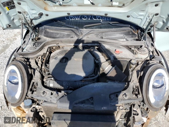 2018 MINI Hardtop Cooper S with VIN WMWXP7C53J2A48284, listed as a Copart auction lot 84678624 with 158,683 mi miles and Salvage Title. Bid and sale history available at DreamBid. Image 12.