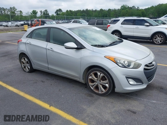 2013 Hyundai Elantra GT with VIN KMHD35LE7DU131627, listed as a IAAI auction lot 42093450 with 147,183 mi miles. Bid and sale history available at carsss.com. Image 1.