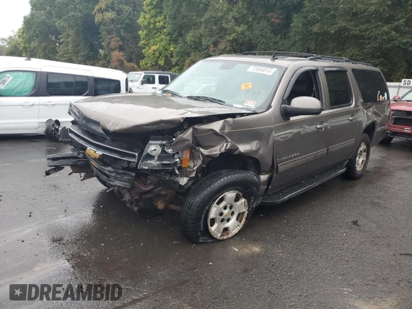 2013 Chevrolet Suburban LT with VIN 1GNSKJE71DR284486, listed as a Copart auction lot 72684014 with 223,855 mi miles and Salvage Title. Bid and sale history available at carsss.com. Image 1.